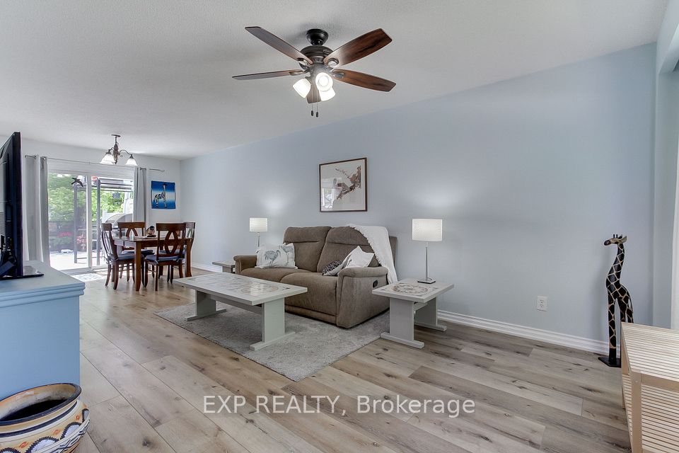 267 Cedarholme Avenue, Georgina, ON L4P 2W5