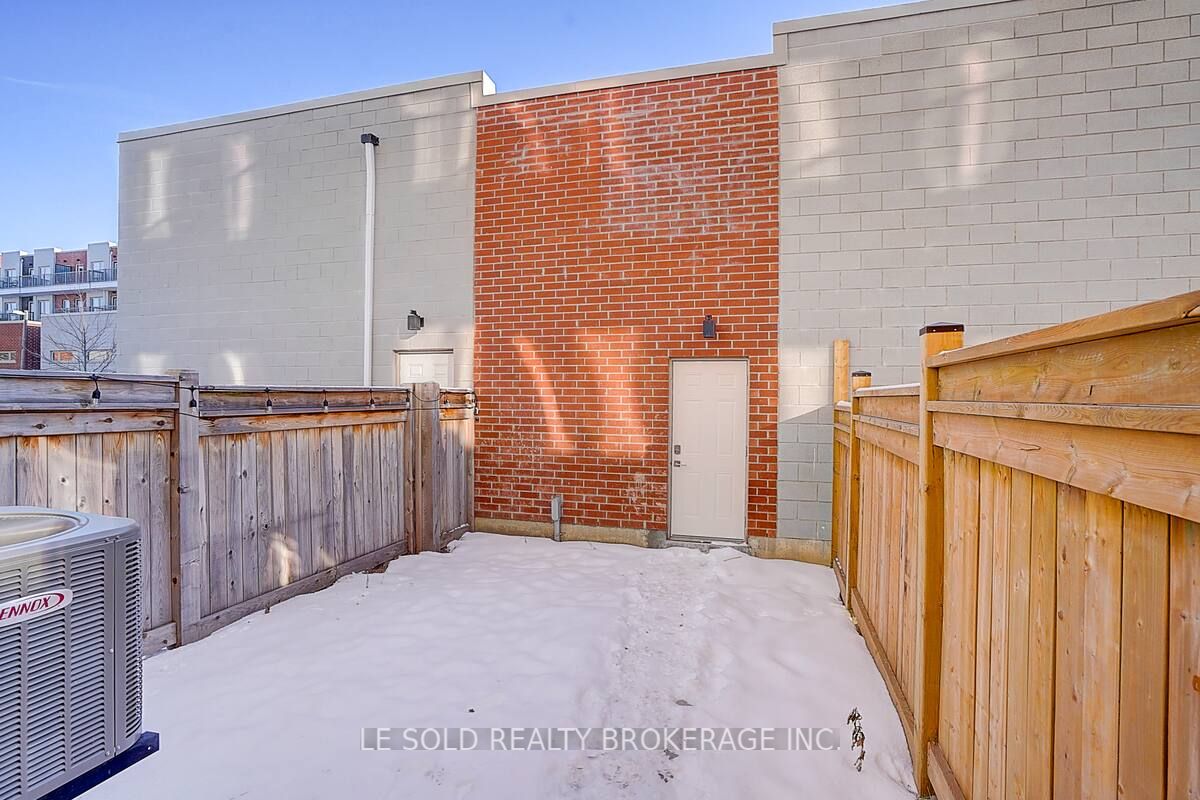 89 Frederick Tisdale Drive, #2nd Floor Room #2W