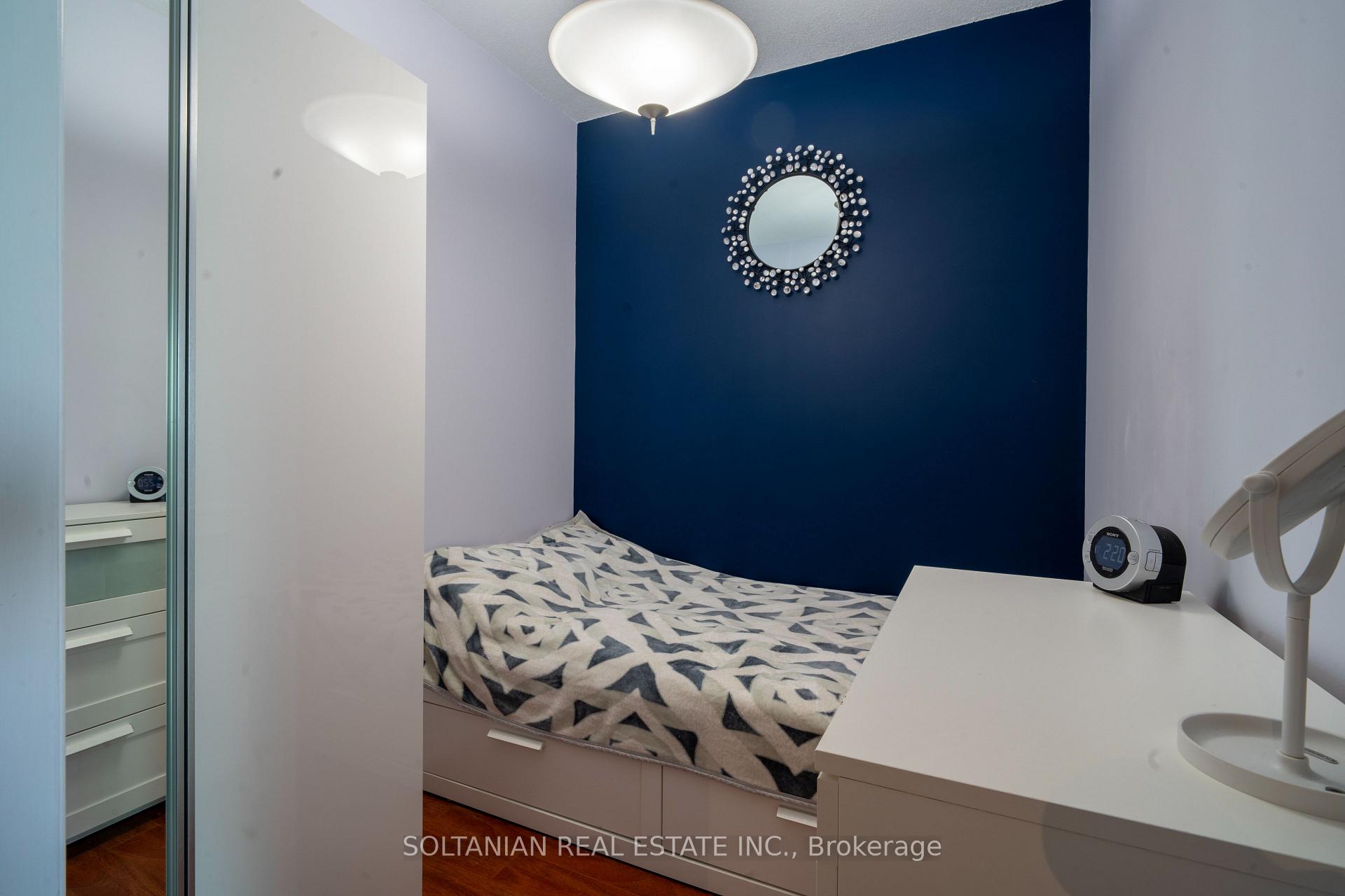 2 Bedrooms Condo at 60 Byng, Toronto For sale