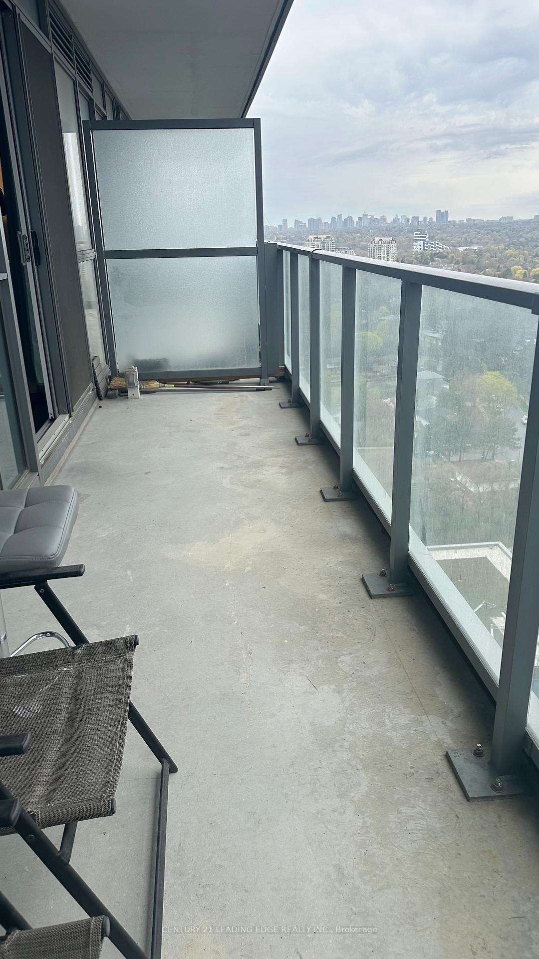 2 Bedrooms Condo at 50 FOREST MANOR,  Toronto For sale