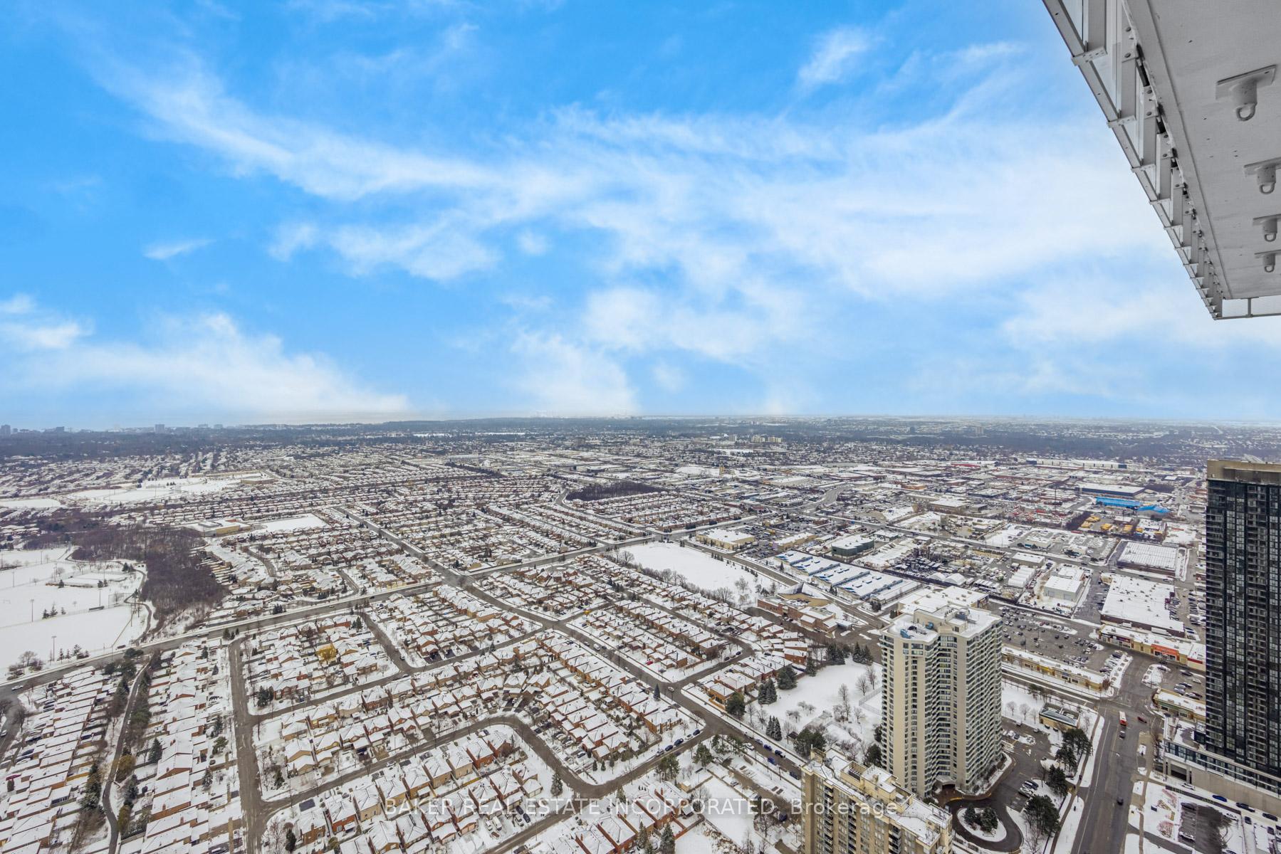 3 Bedrooms Condo at 3883 Quartz, Mississauga For sale