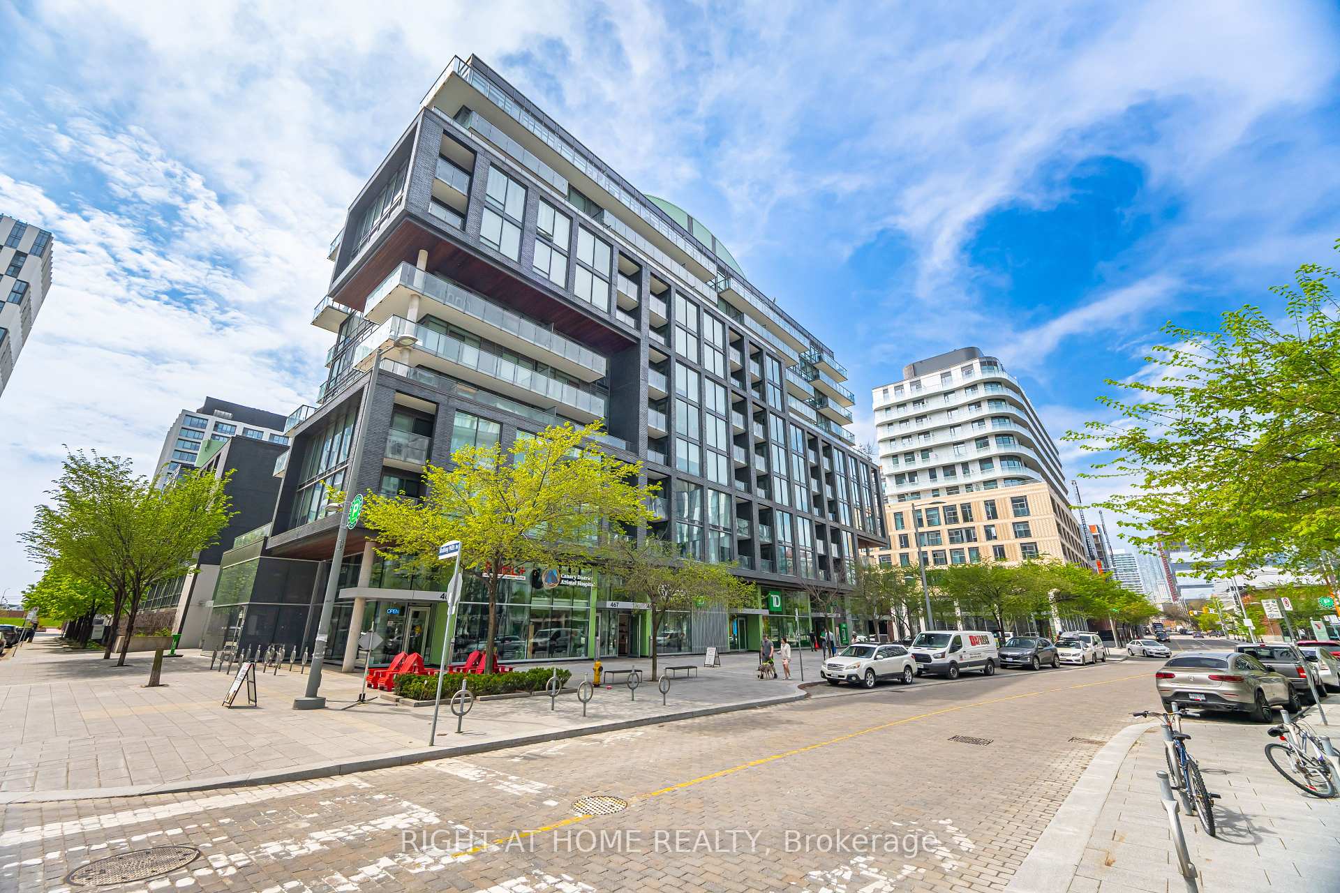 1 Bedroom Condo at 455 Front, Toronto For sale