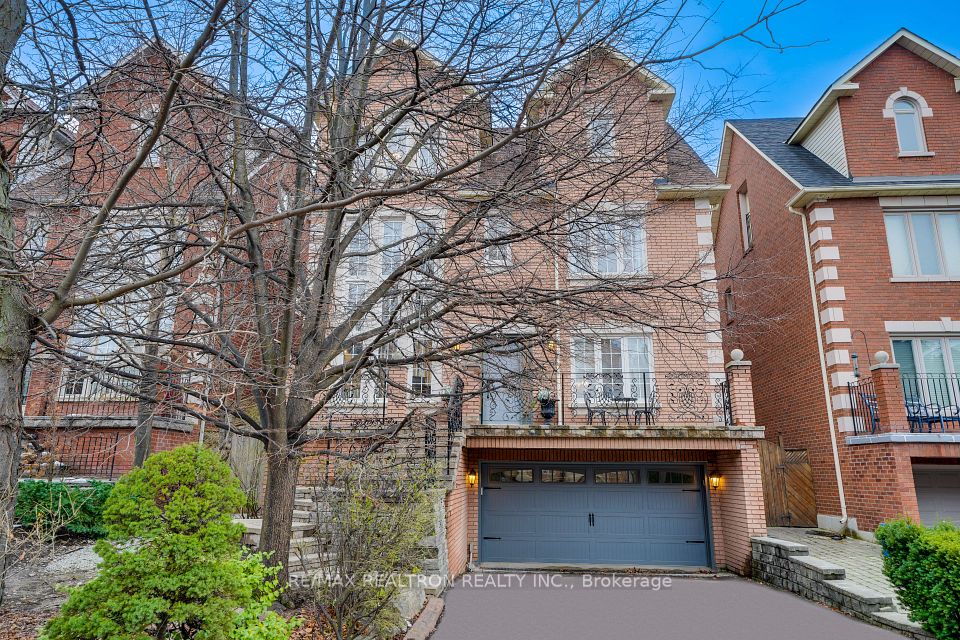 117 Theodore Place, Vaughan, ON L4J 8E3