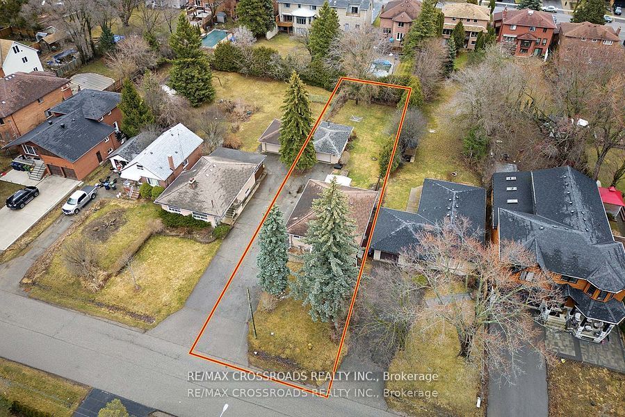 23 Cedarview Drive, Toronto, ON M1C 2K5