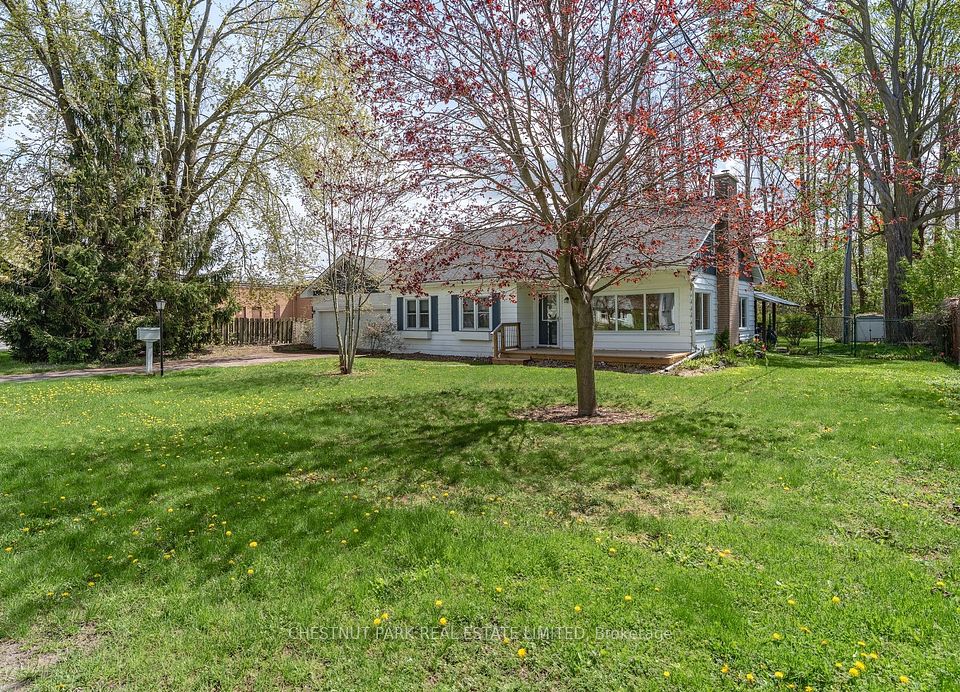 1 Downes Avenue, Prince Edward County, ON K0K 2T0
