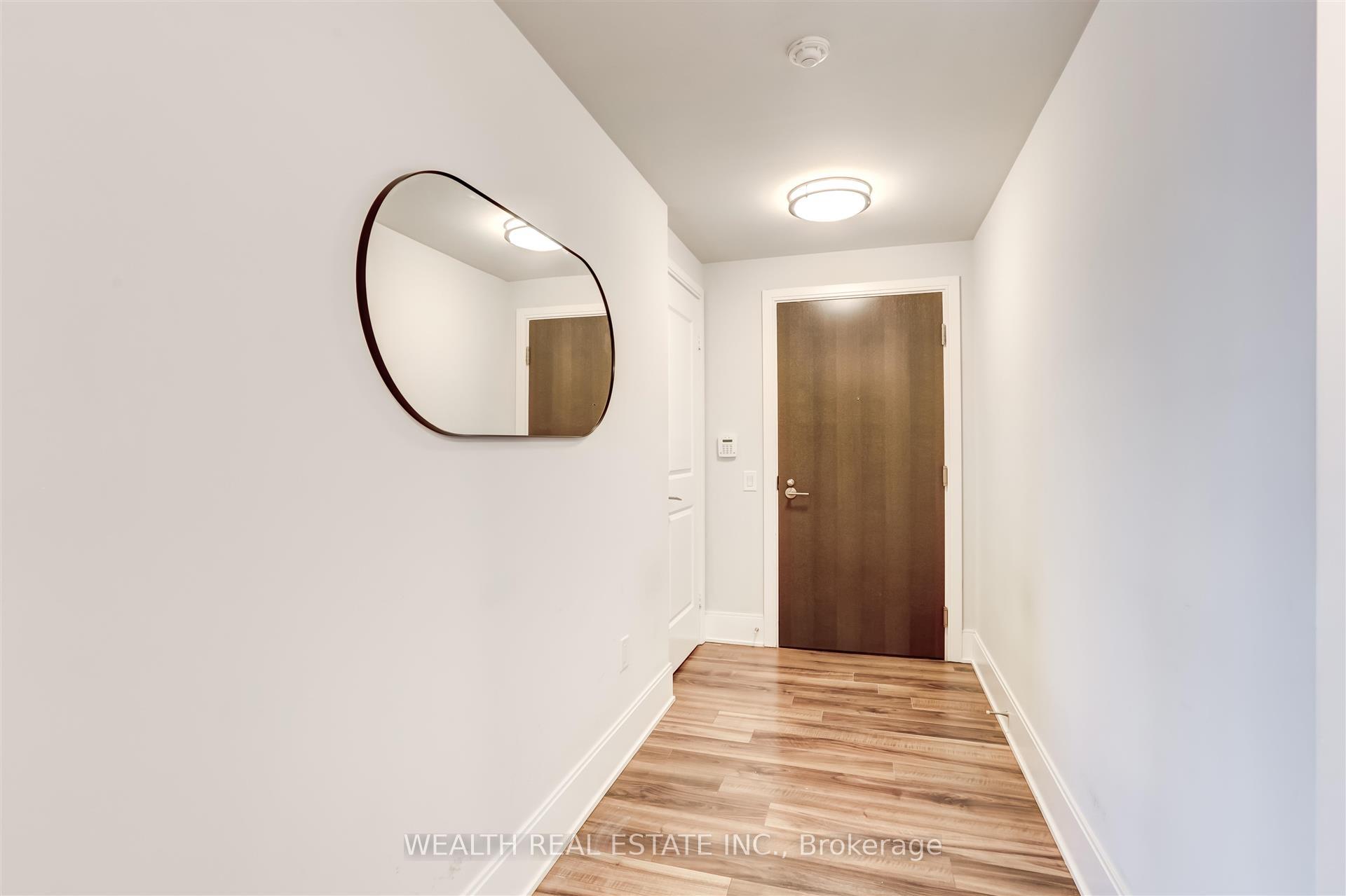 1 Bedroom Condo at 560 Front,  Toronto For sale