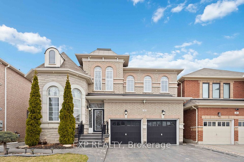 32 Albert Roffey Crescent, Markham, ON L6B 0H1