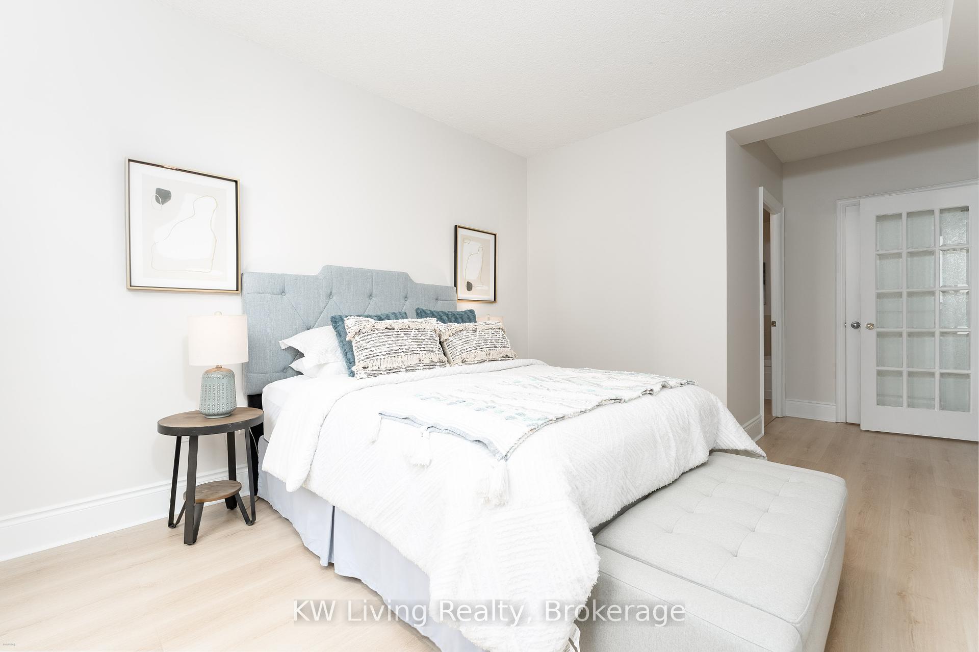 4 Bedrooms Condo at 500 Doris, Toronto For sale