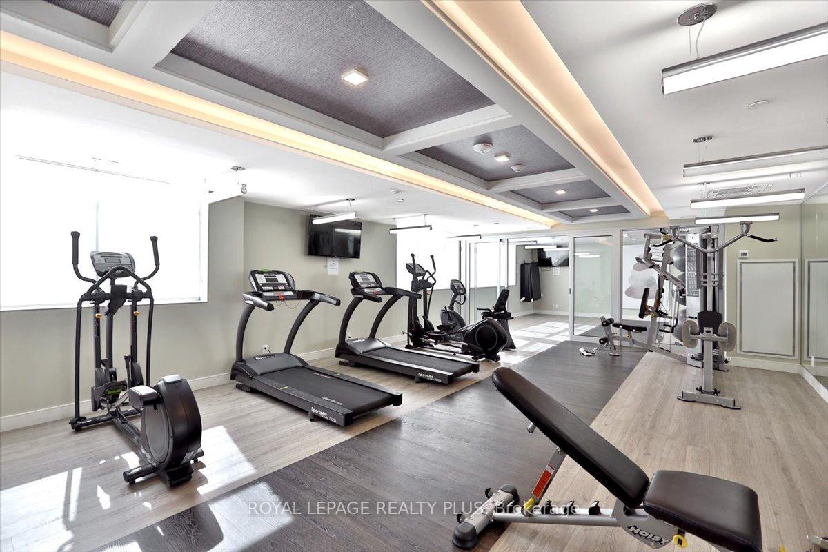 3 Bedrooms Condo at 1575 Lakeshore, Mississauga For sale
