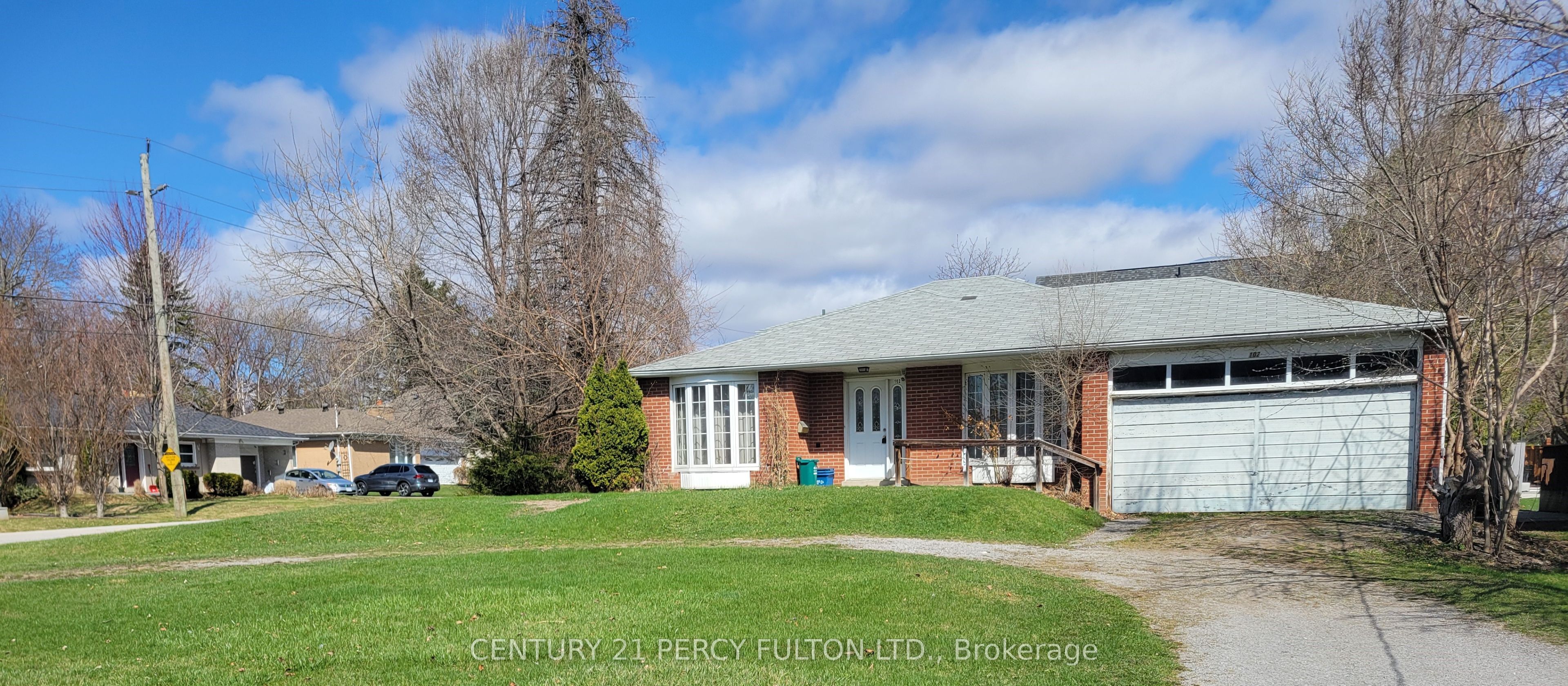 102 Robinson Street, Markham, ON L3P 1P1