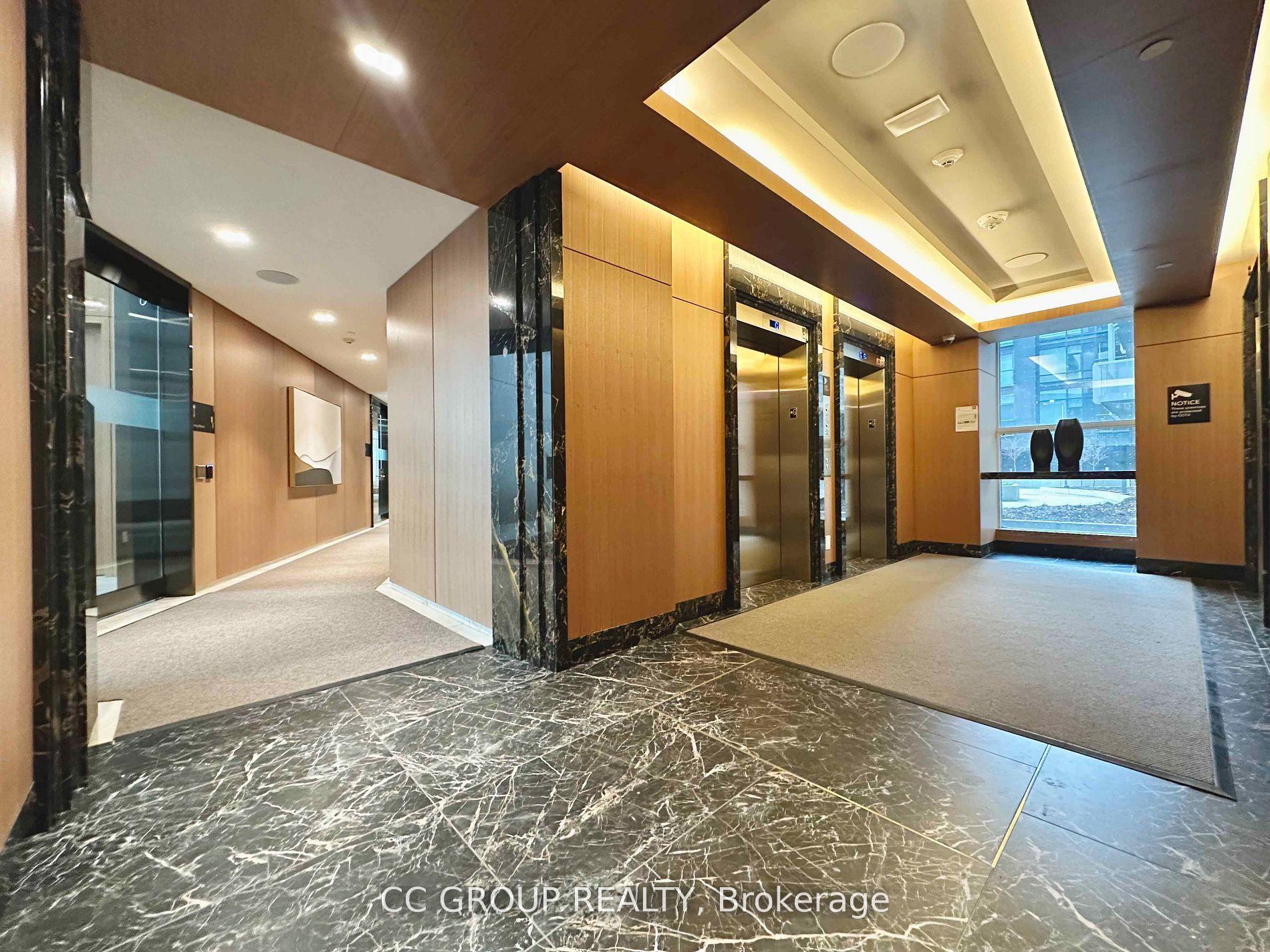 2 Bedrooms Condo at 25 Adra Grado, Toronto For sale