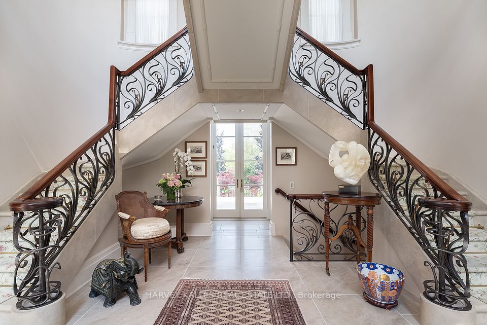 173 Dunvegan Road, Toronto, ON M5P 2P1