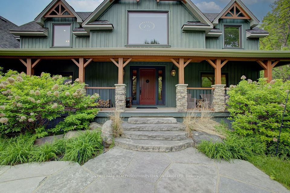 8429 Poplar