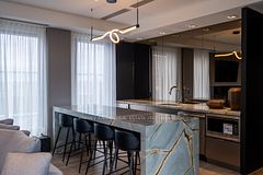 863 St Clair Avenue W 309