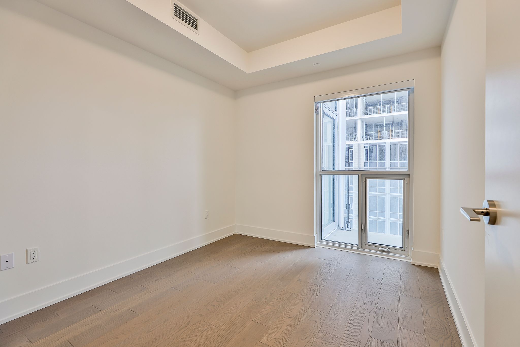 1 Yorkville Avenue 4503