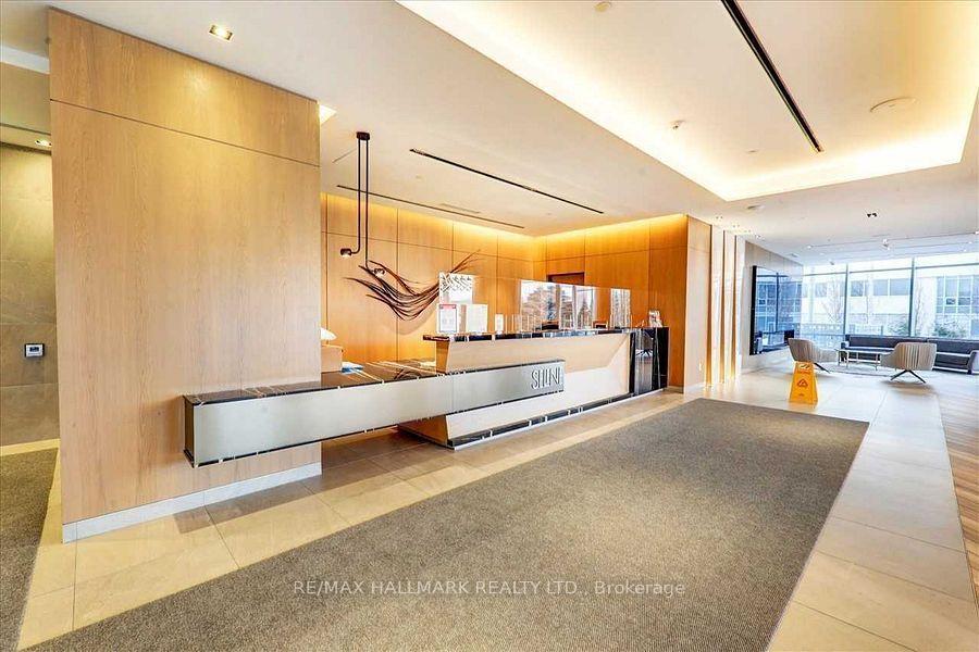 2 Bedrooms Condo at 225 Village Green, Toronto For sale