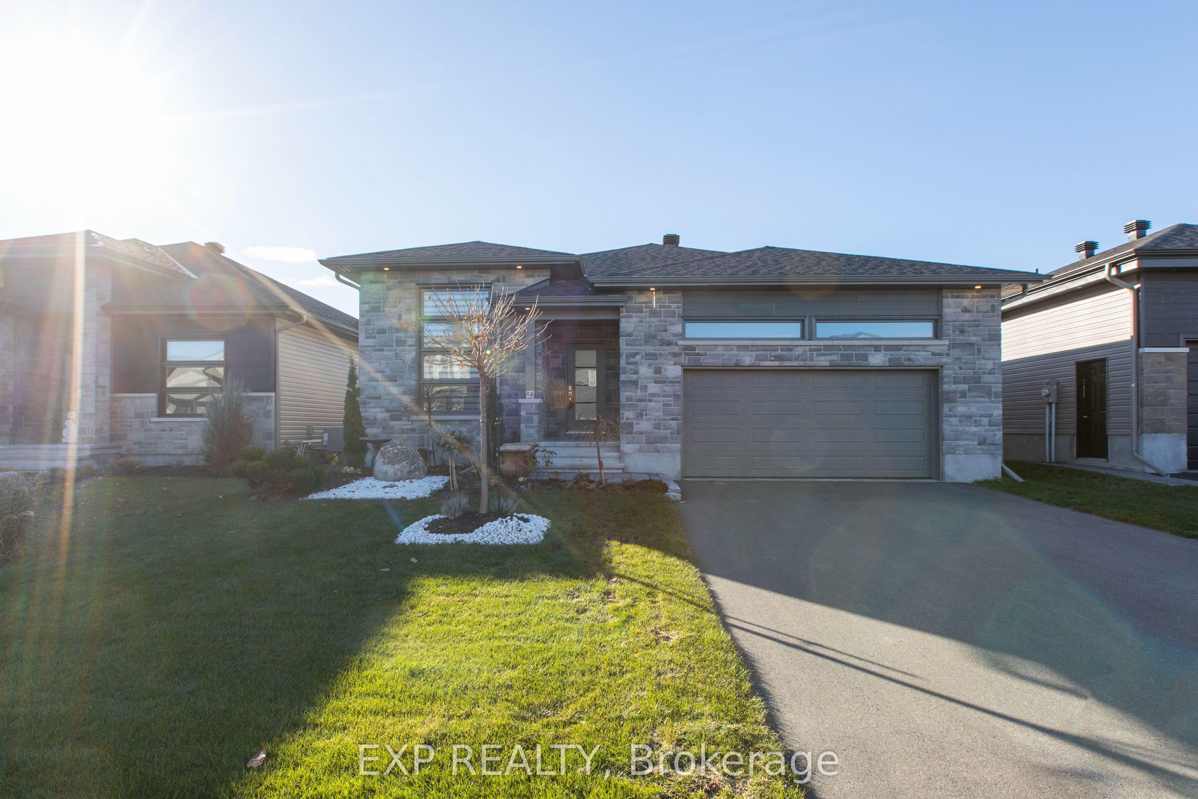 65 GRANITE Street, Clarence-Rockland, ON K4K 0H7