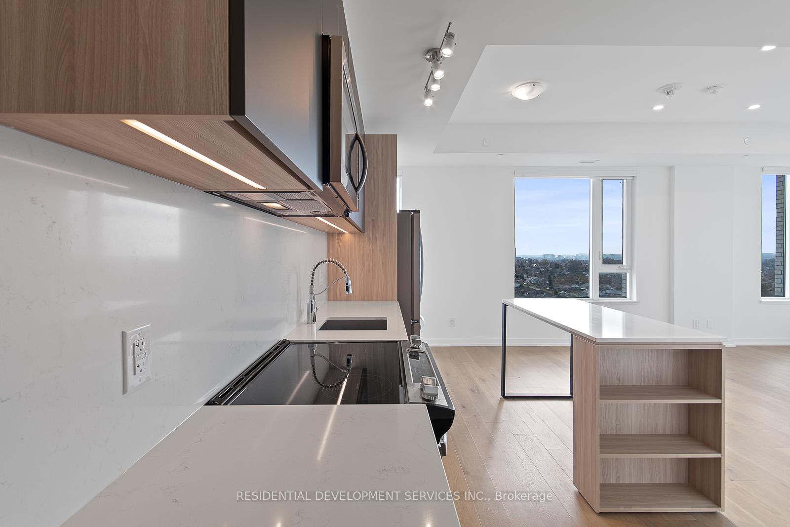 3 Bedrooms Condo at 3100 Keele,  Toronto For sale