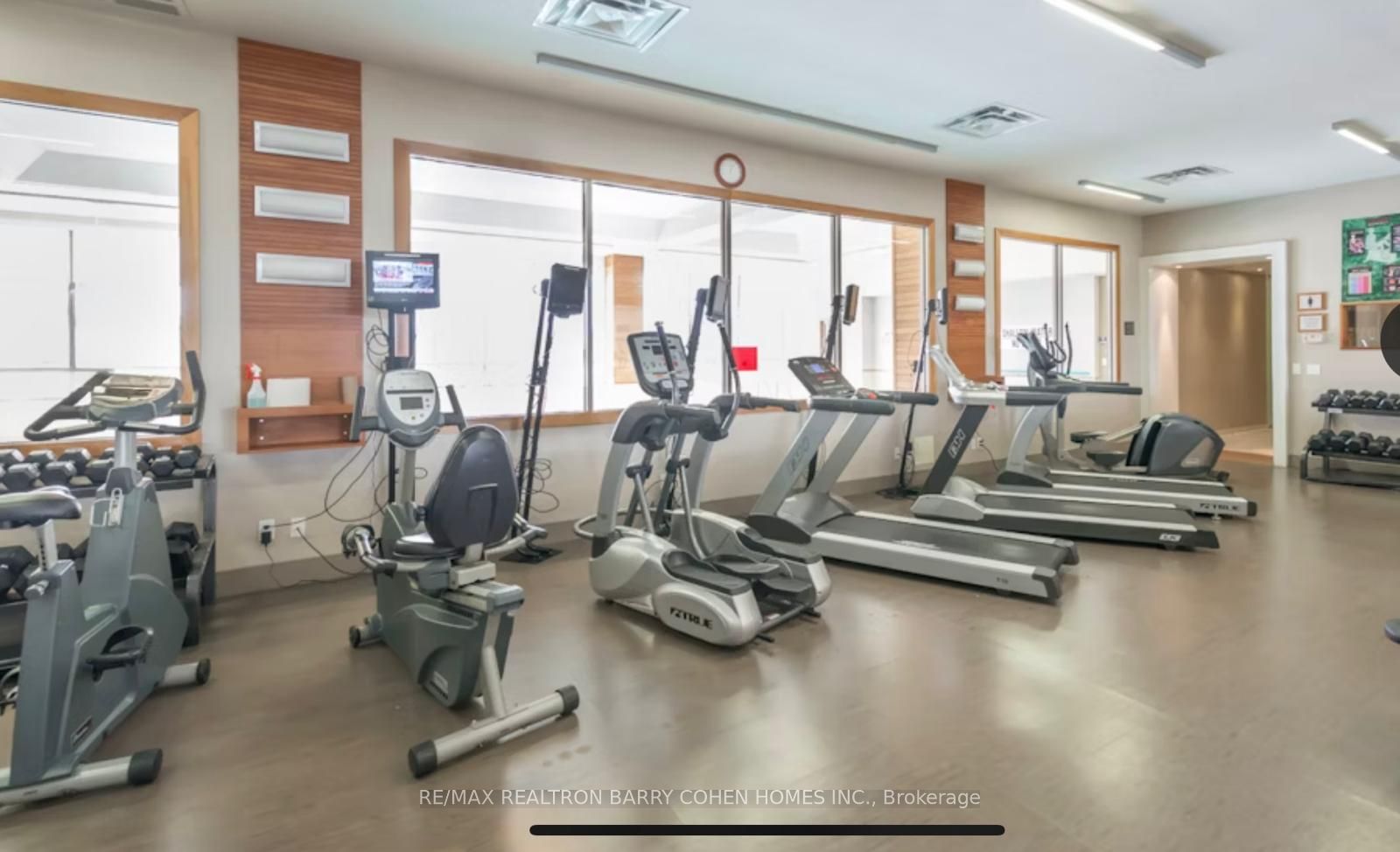 21 Galleria Parkway, #21