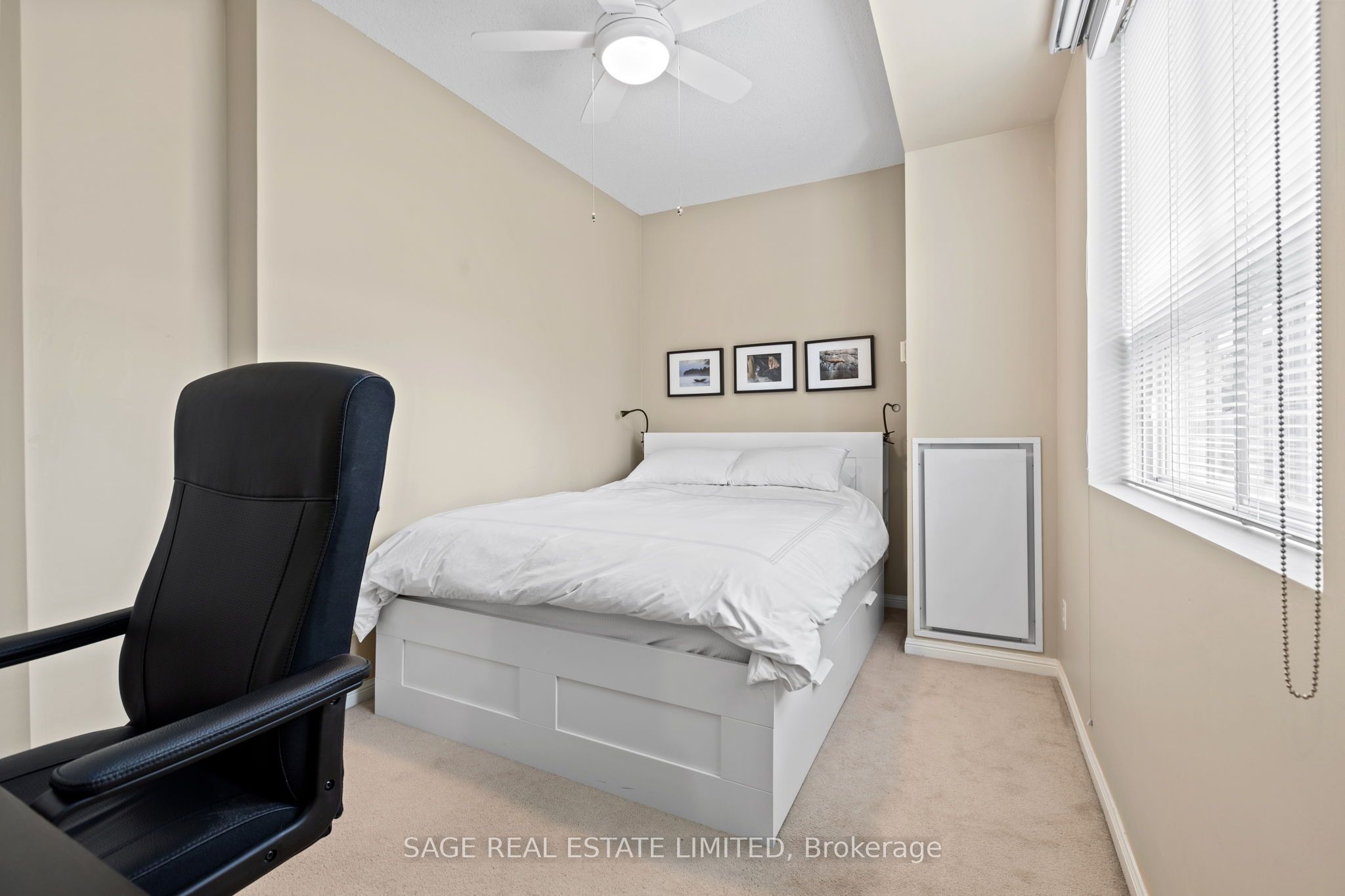 55 Lorindale Avenue, #105