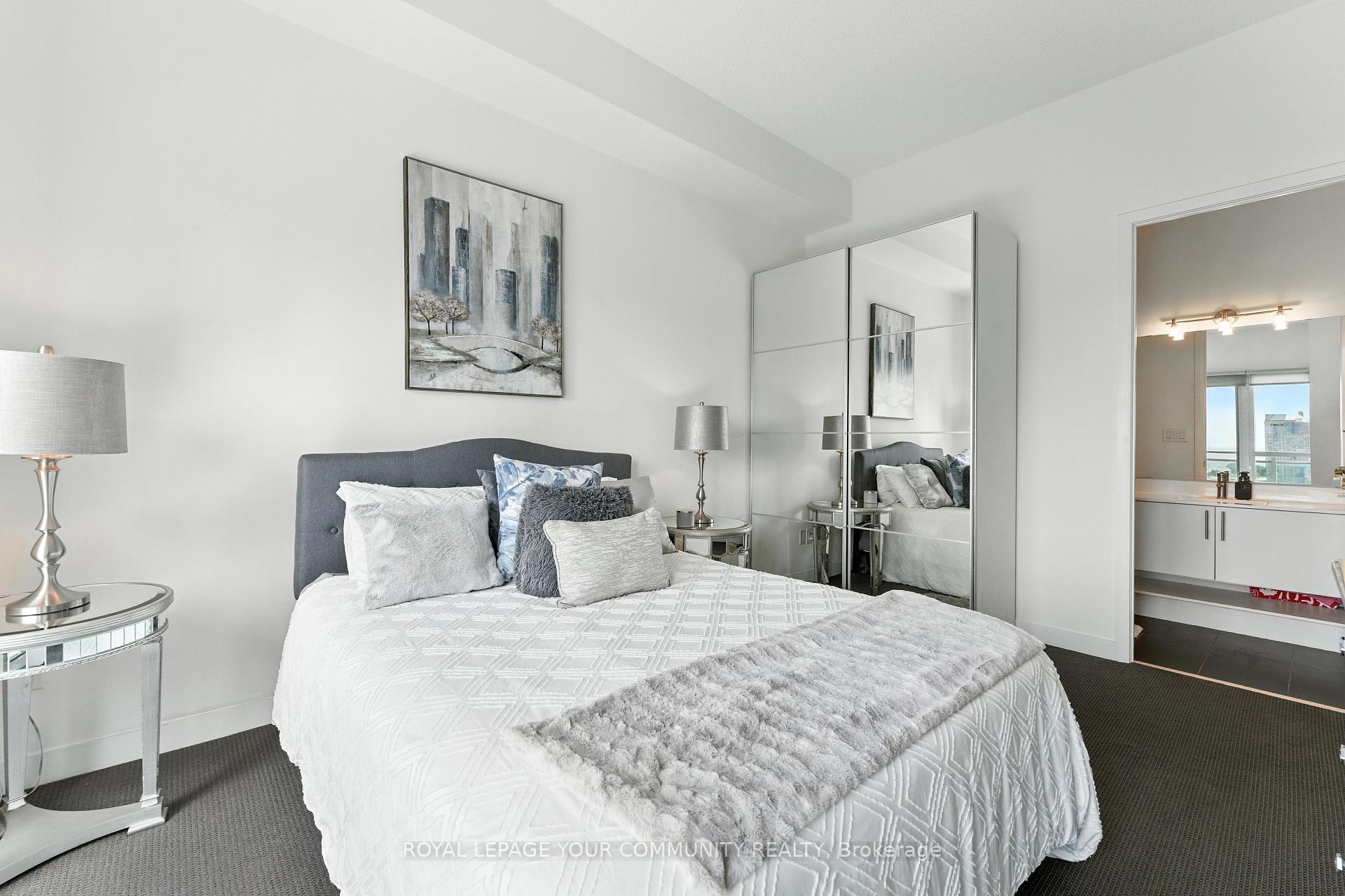 2 Bedrooms Condo at 165 Legion, Toronto For sale