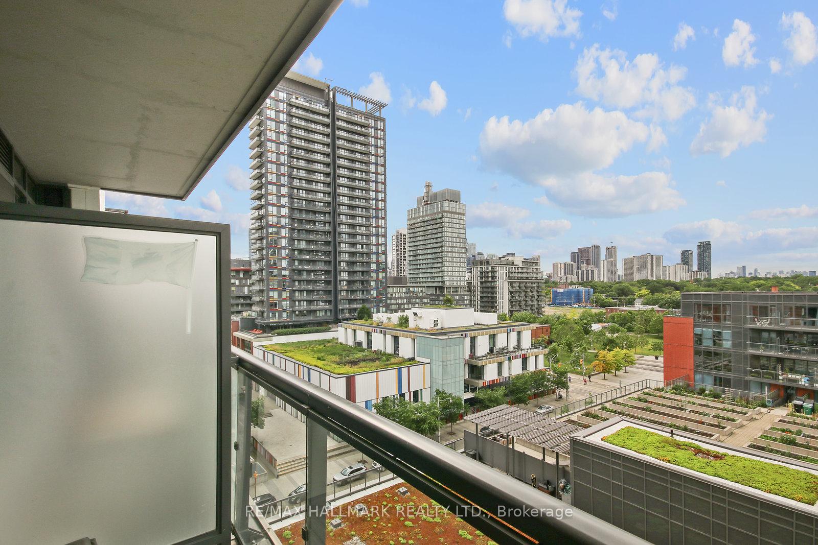 Condo at 55 Regent Park, Toronto For sale