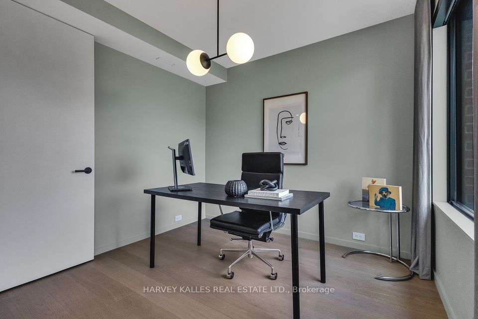 60 Follis Avenue
