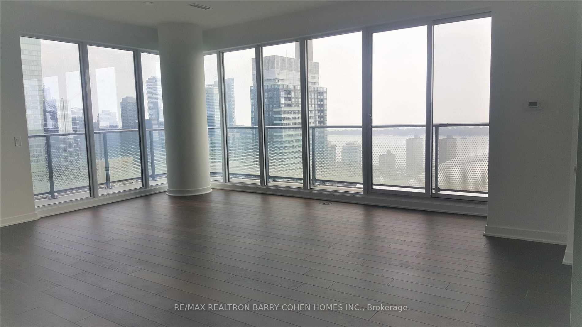 3 Bedrooms Condo at 115 Blue Jays, Toronto For sale