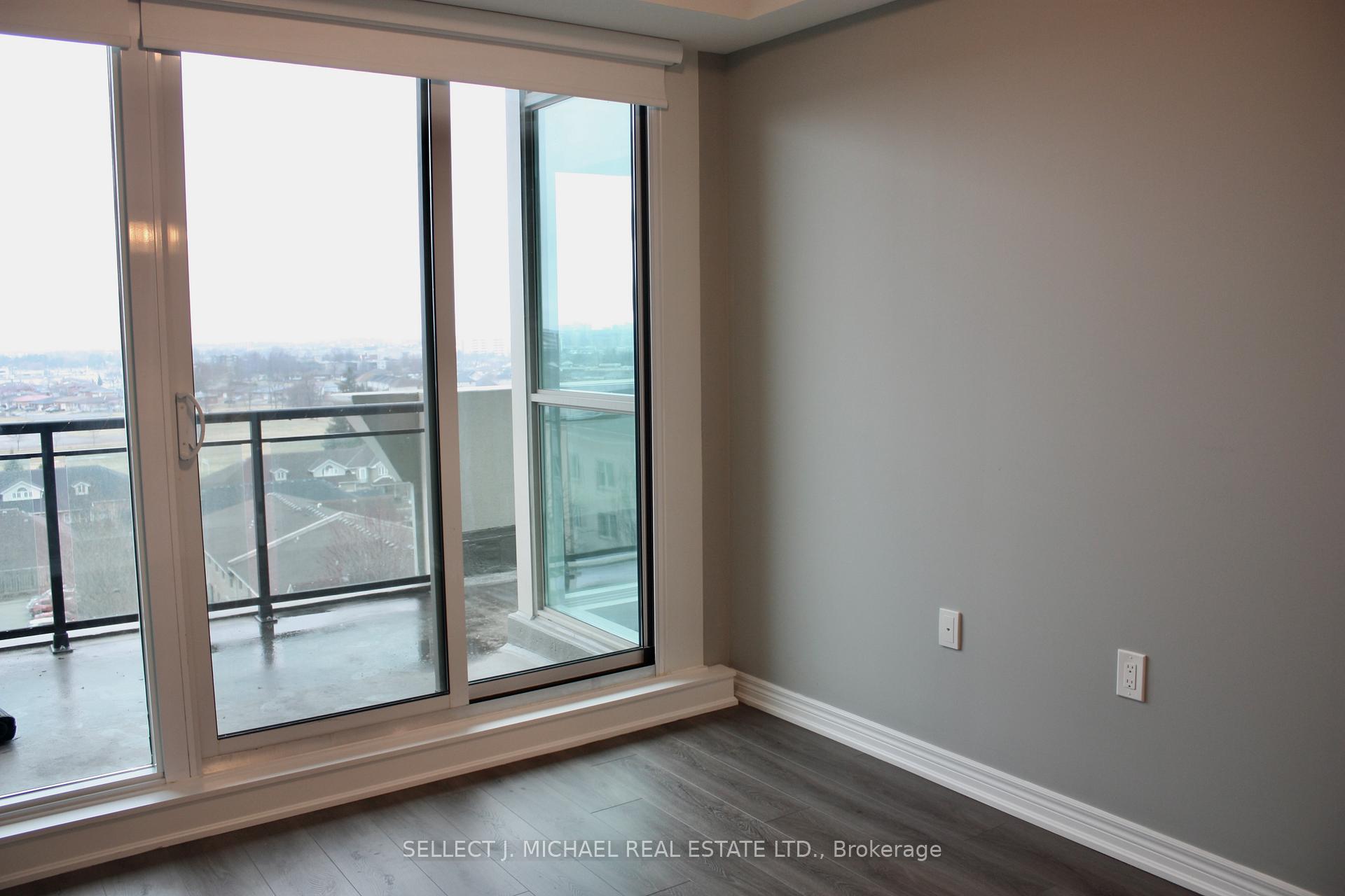 2 Bedrooms Condo at 2750 King,  Hamilton For sale