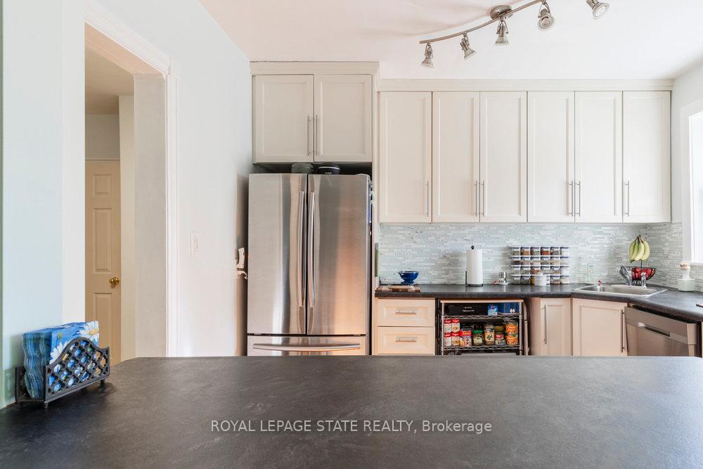 1 Bedroom Co-op at 2 Stroud, Hamilton For sale