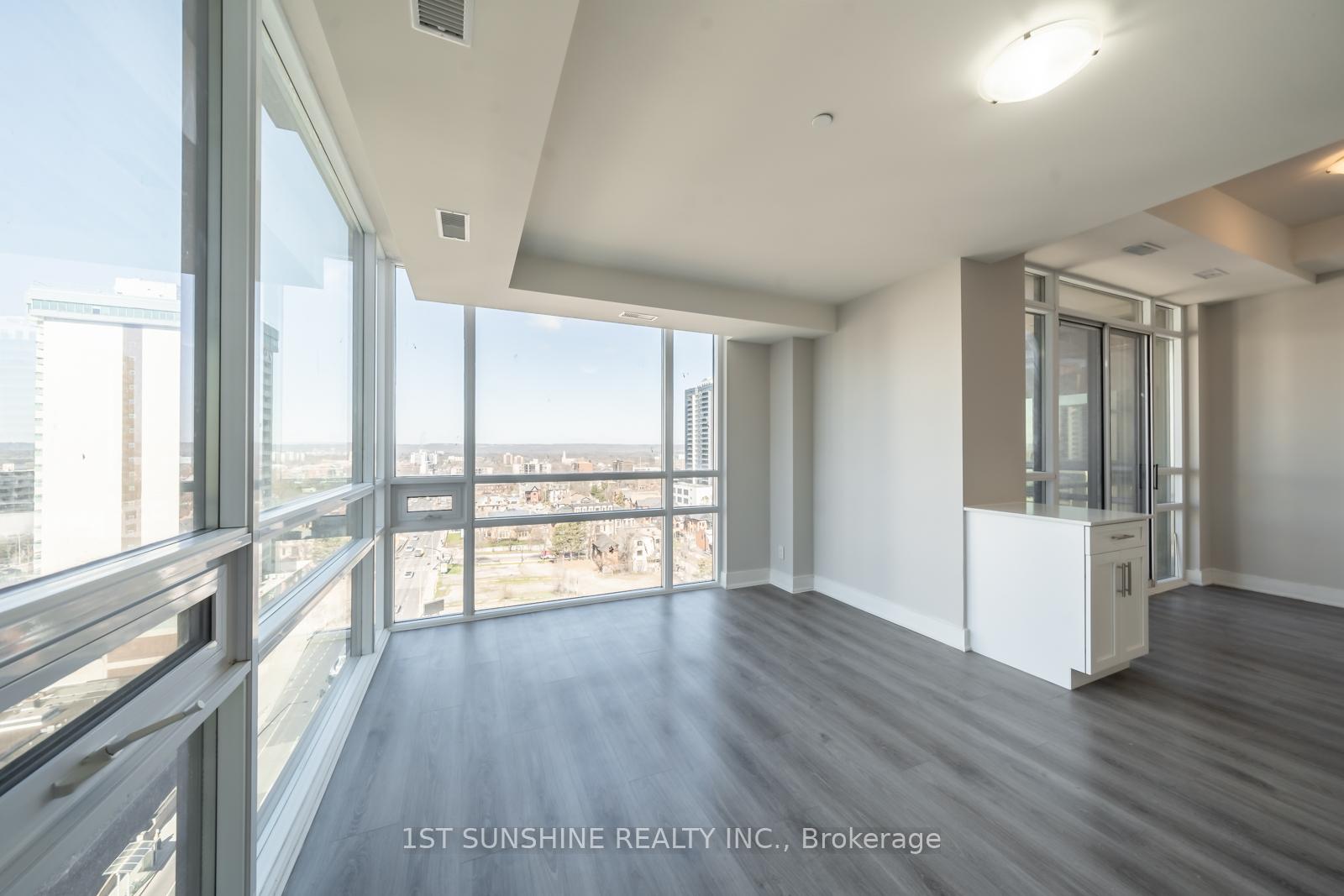 2 Bedrooms Condo at 150 MAIN,  Hamilton For sale