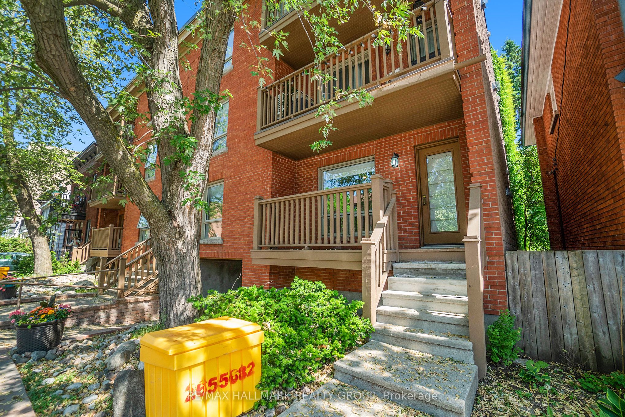 160 Bruyere Street, #4