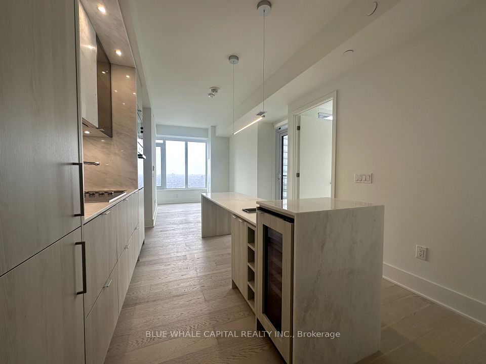 11 Yorkville Avenue