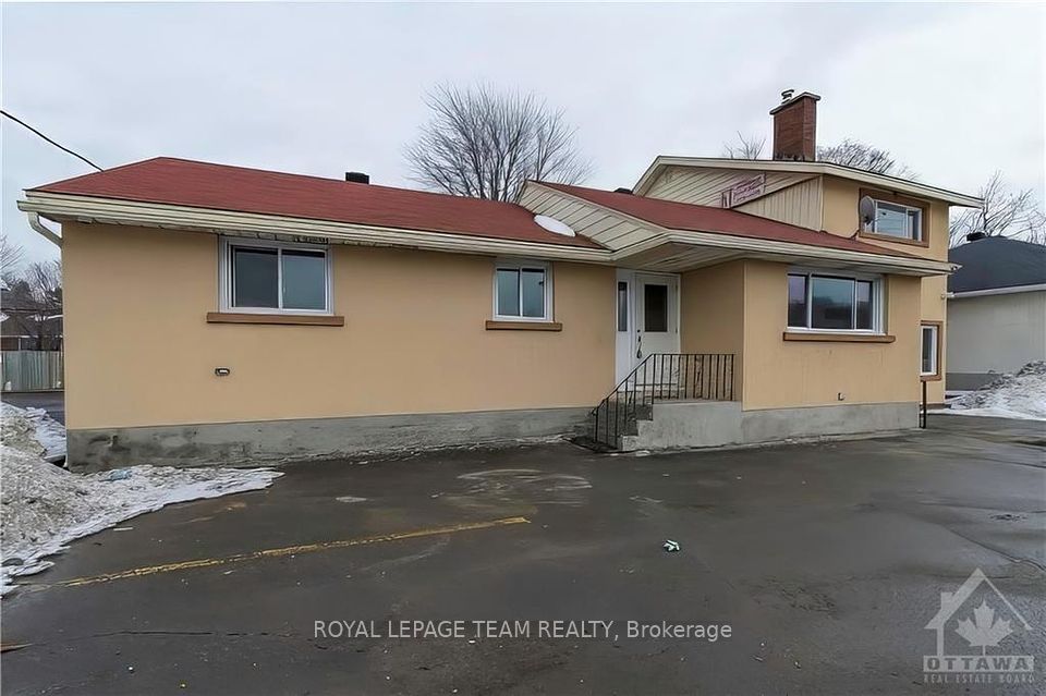 1439 WOODROFFE