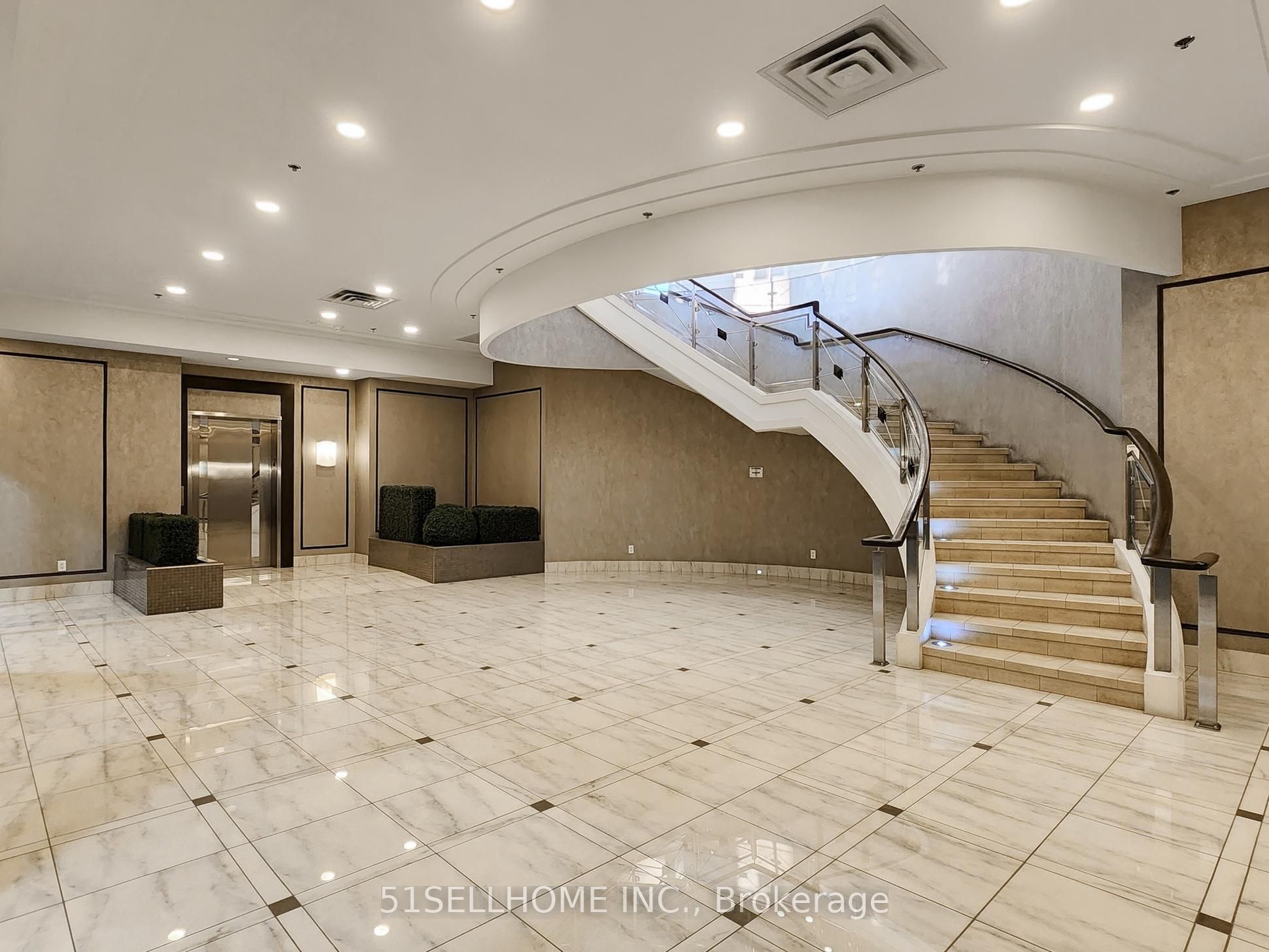133 Wynford Drive, #1008