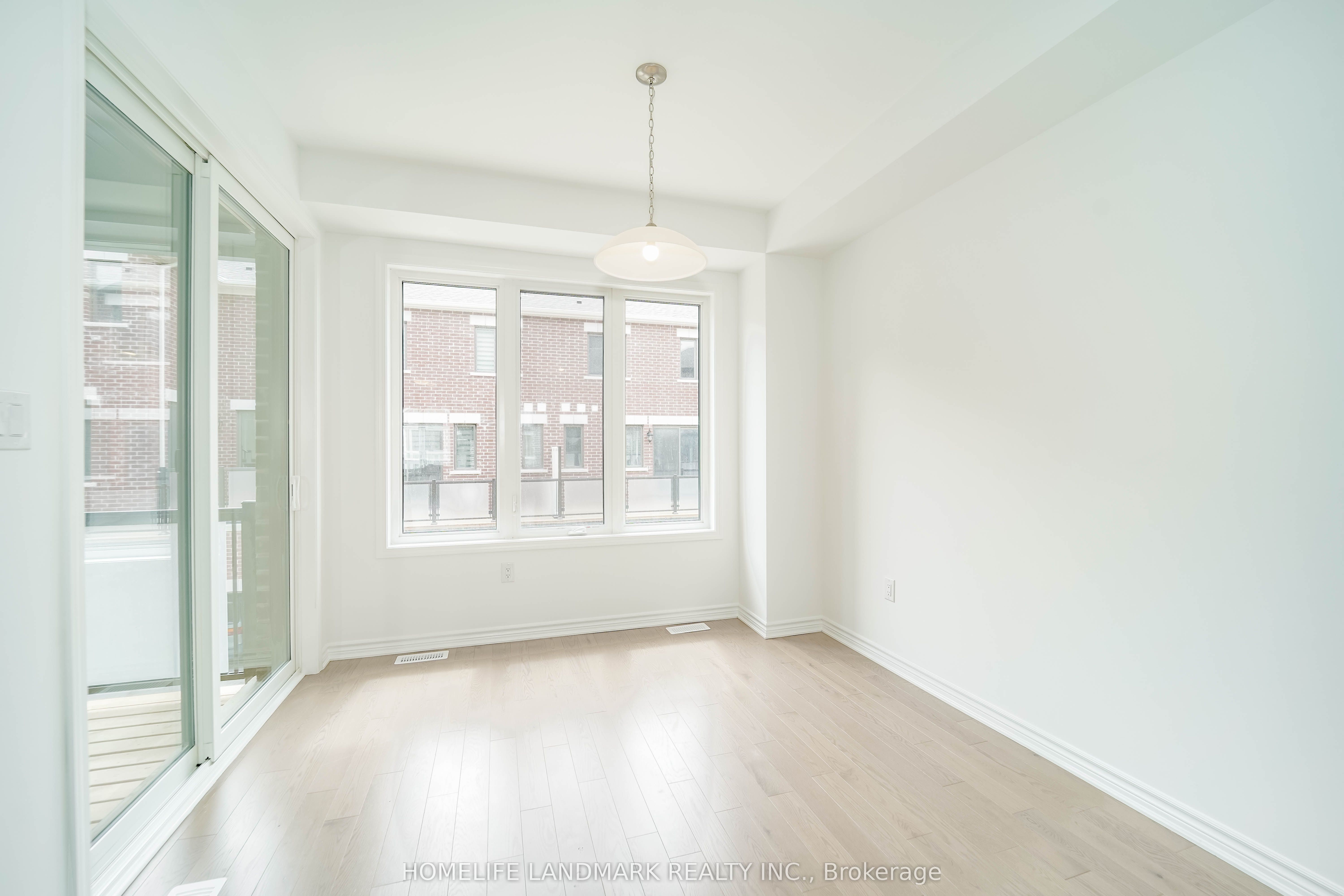 5 Wisla Avenue