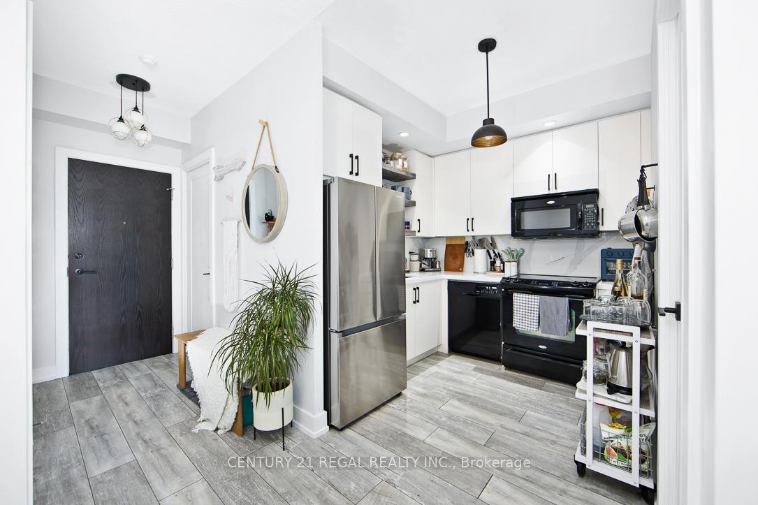 1 Bedroom Condo at 120 Homewood, Toronto For sale