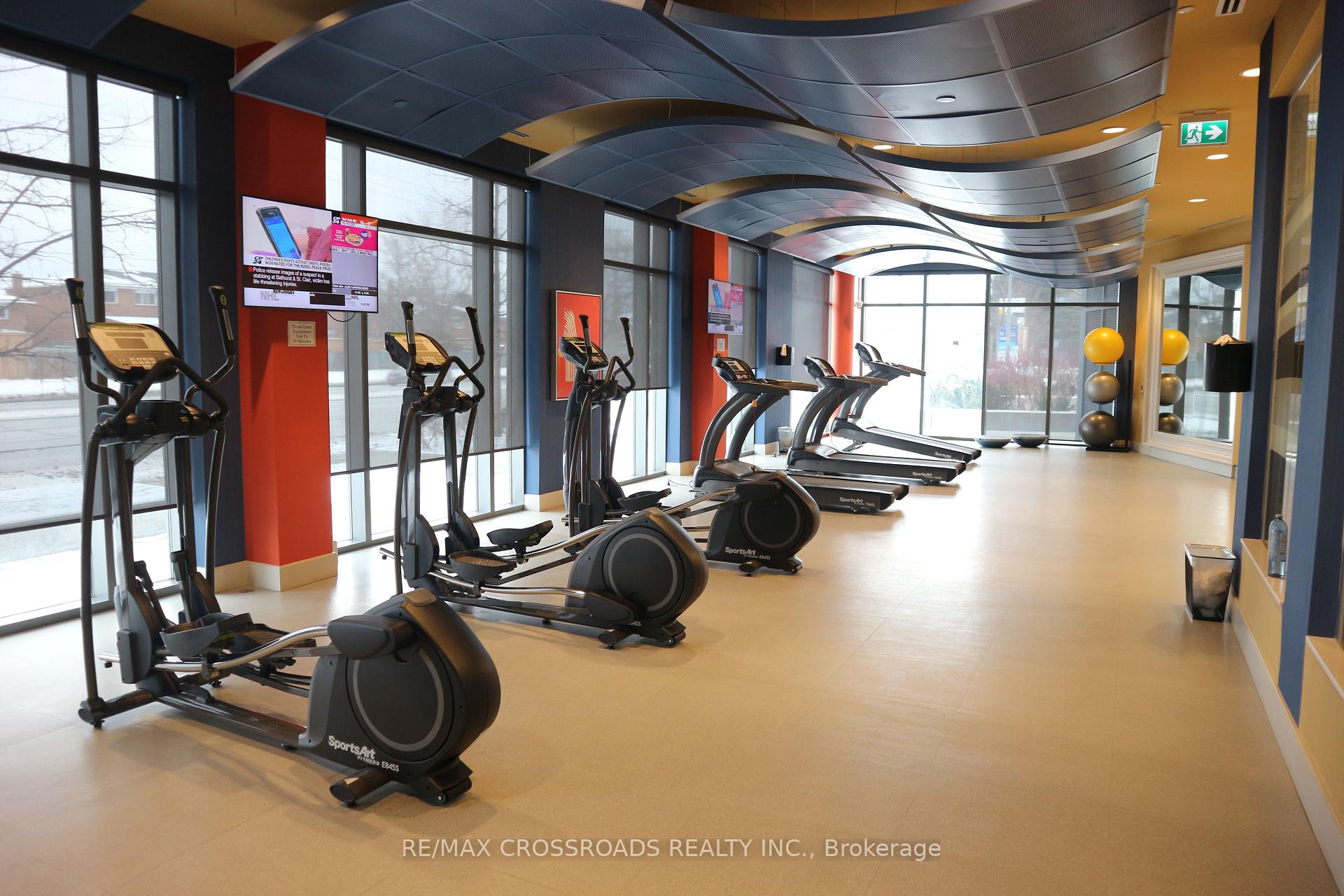 2 Bedrooms Condo at 60 Ann O’Reilly, Toronto For sale