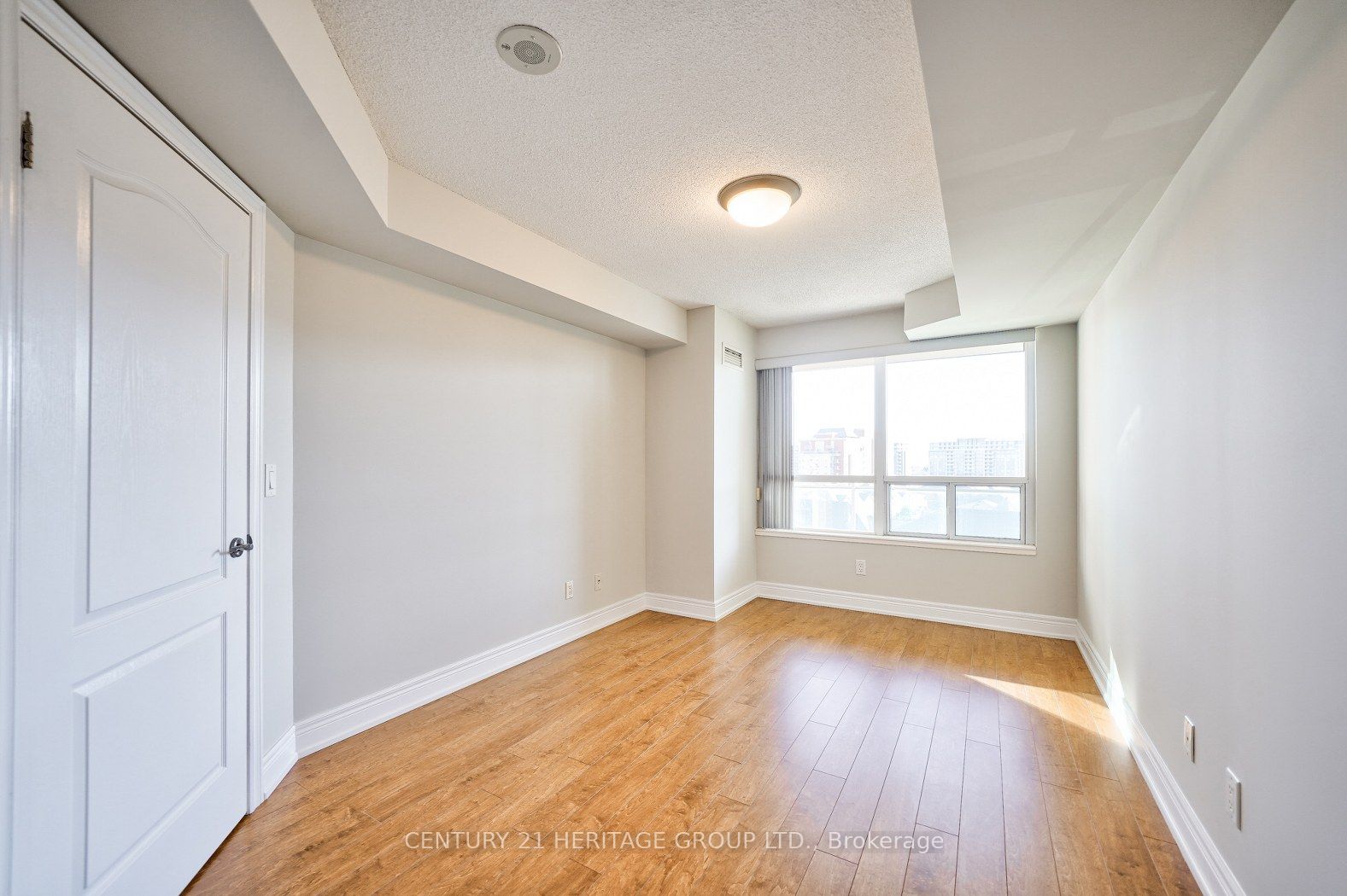 62 Suncrest Boulevard, #703