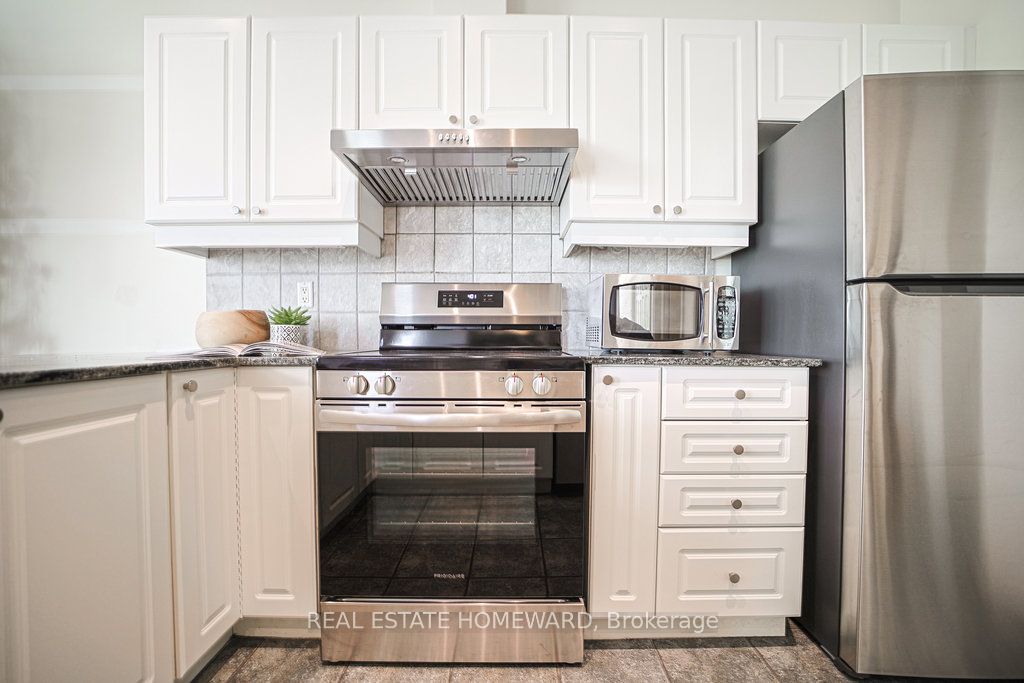 1 Leaside Park Drive, #209