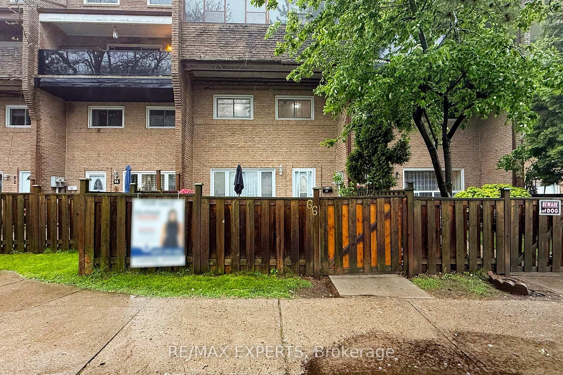 3 Bedrooms Condo at 66 Scarborough Golf Club, Toronto For sale