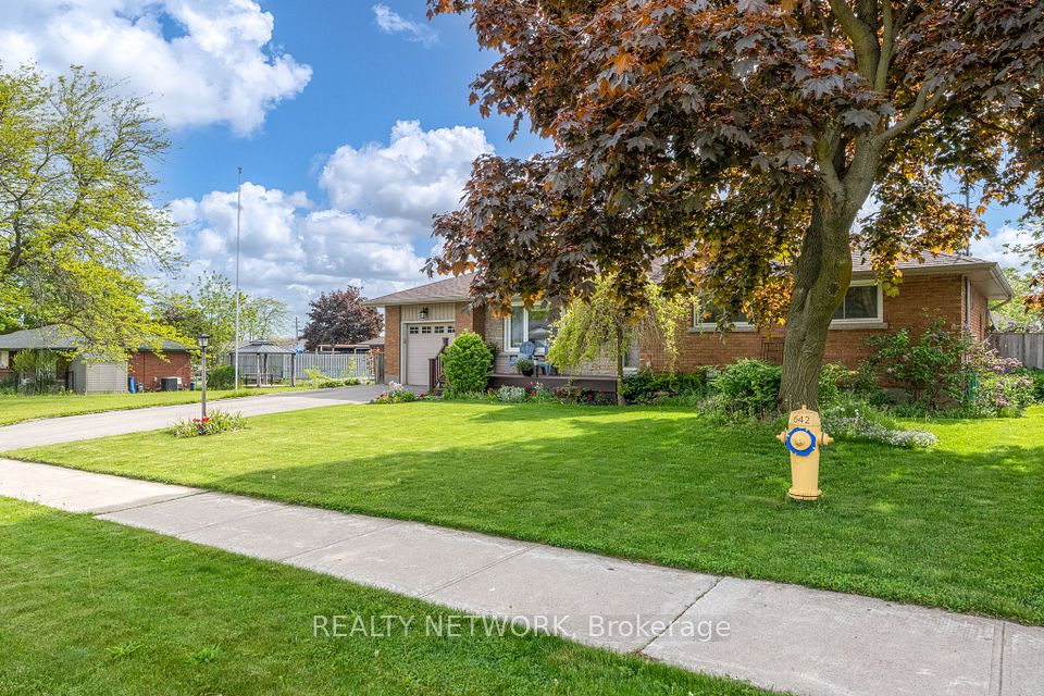 4111 Barry Drive, Lincoln, ON L3J 0L3