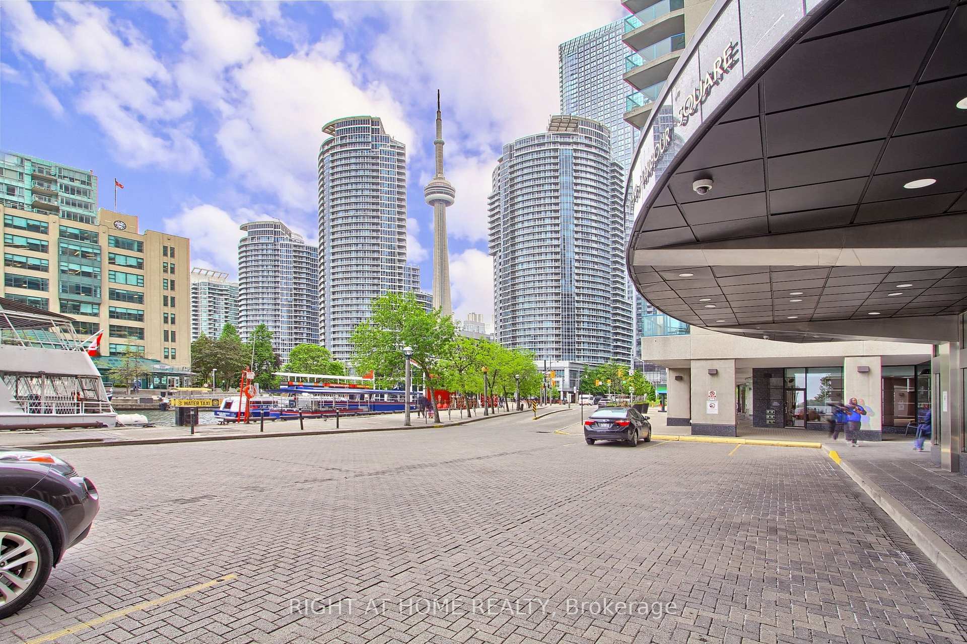 1 Bedroom Condo at 77 Harbour, Toronto For sale