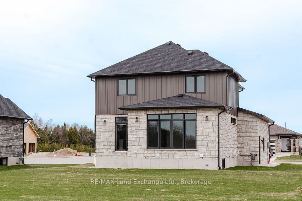#2 - 278 Mary Rose Avenue, Saugeen Shores, ON N0H 2C3