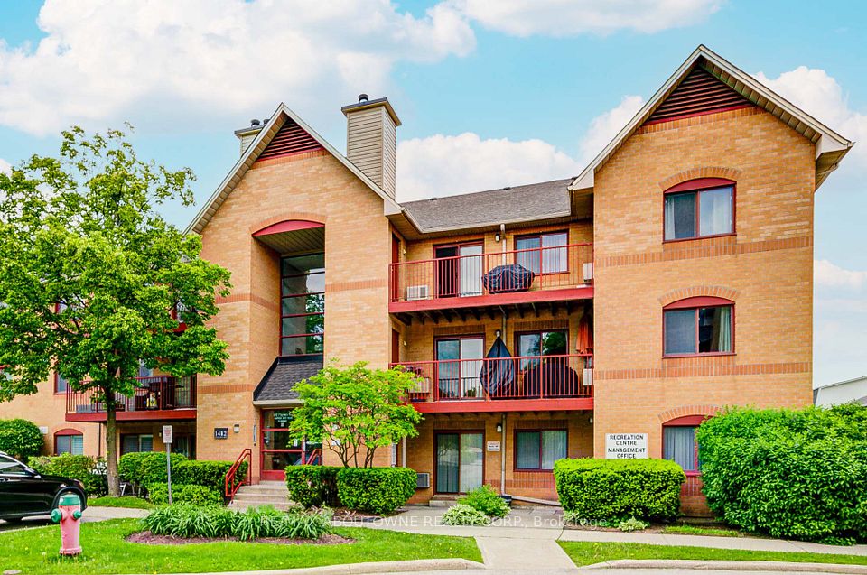 #1514 - 1482 Pilgrims Way, Oakville, ON L6M 3G7
