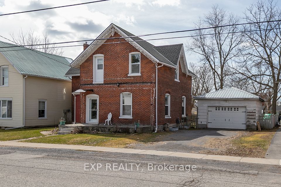 123 Green Street, Deseronto, ON K0K 1X0