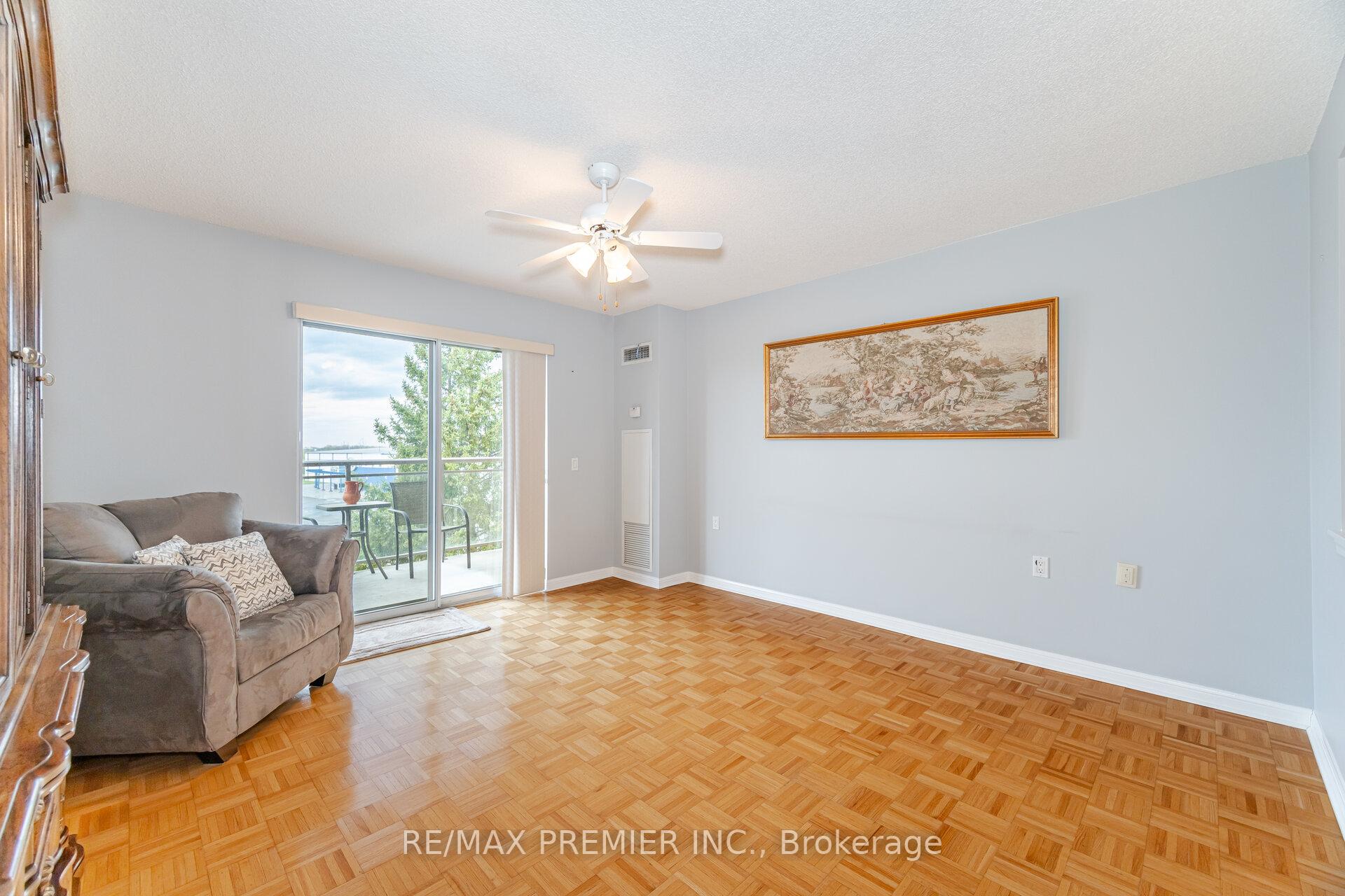 1 Bedroom Condo at 2502 Rutherford,  Vaughan For sale