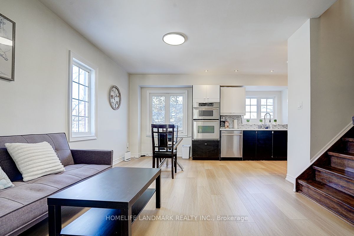 10 Old Colony Road, #14