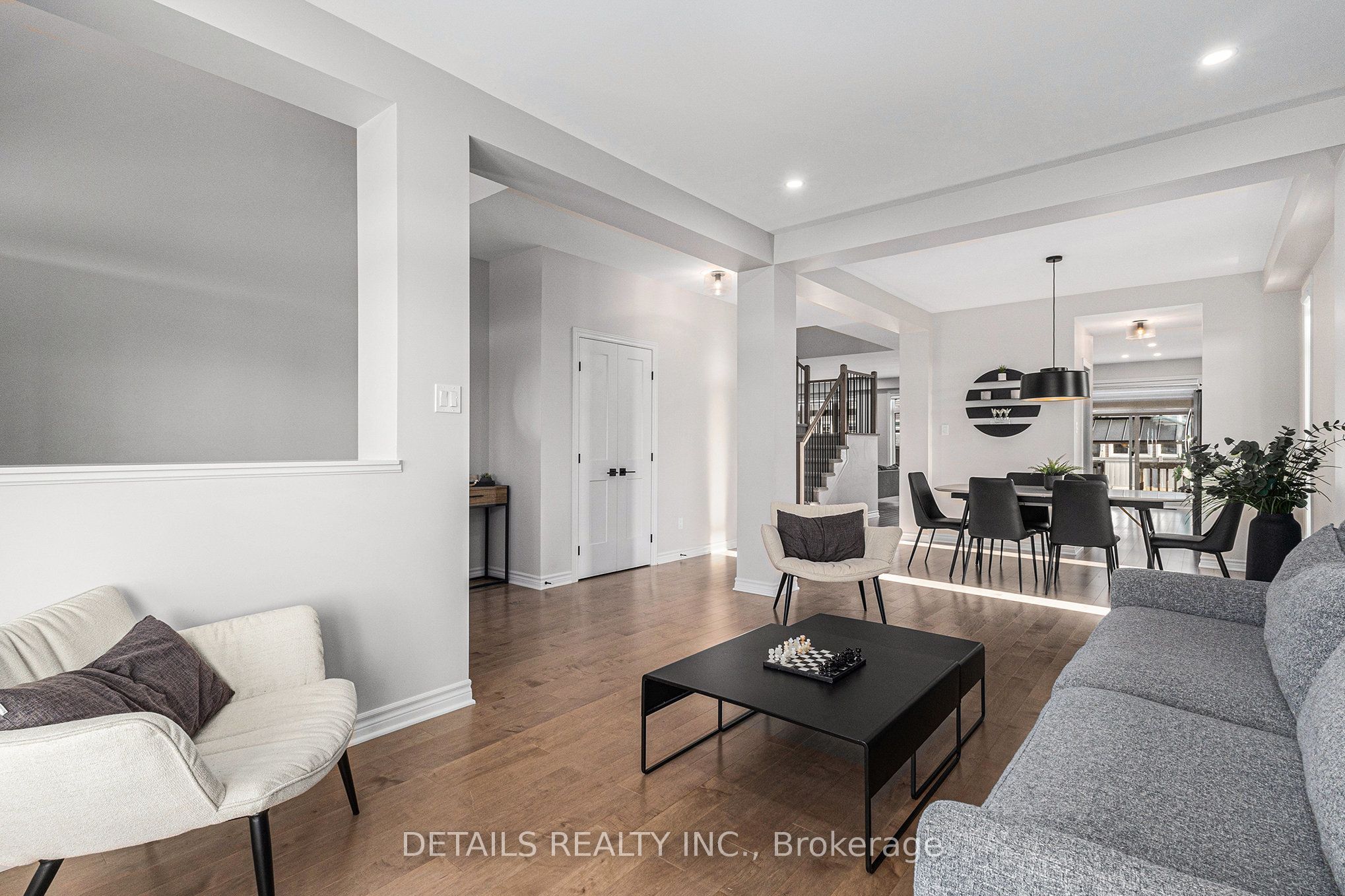 480 Famille Laporte Avenue, Orleans - Cumberland and Area 1110 - Camelot