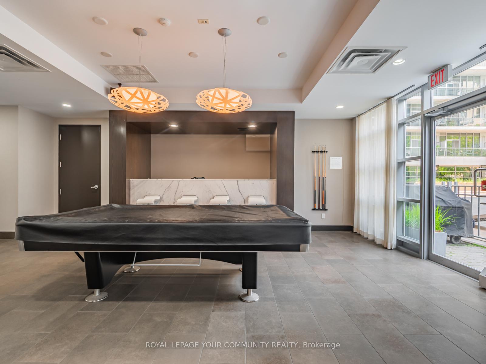 2 Bedrooms Condo at 19 Brant, Toronto For sale